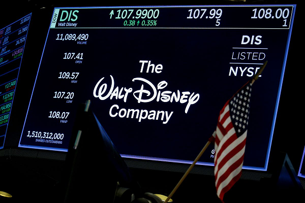 为控制成本，迪士尼公司计划暂停招聘并进行裁员